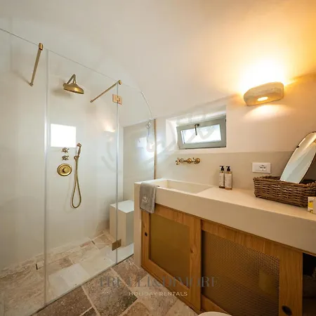 Td Dimora Le Pire Trulli With Private Jacuzzi * מונופולי